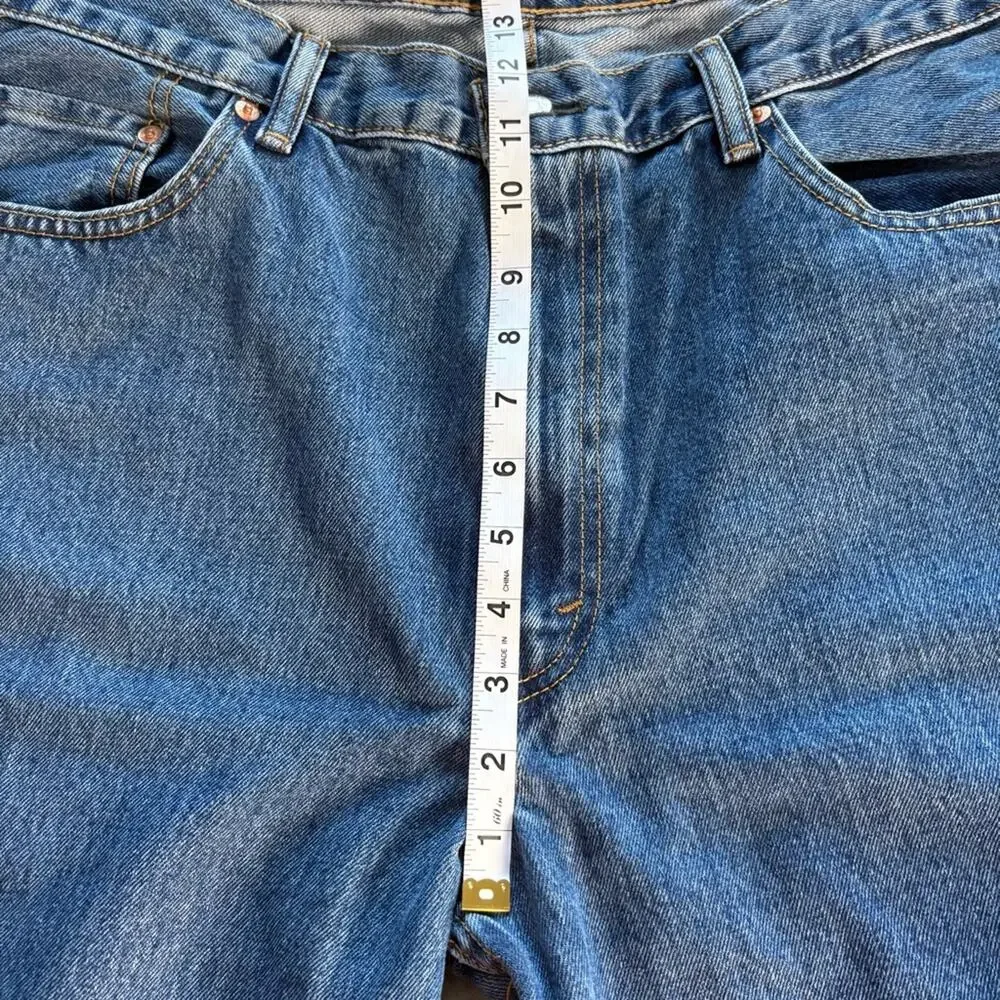 Levi’s 550 Relaxed Fit Jeans Men’s 38x34 Medium Wash Straight Leg Denim